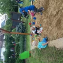 PRVNÍ SPOLEČNÉ ODPOLEDNE NA ŠKOLNÍ ZAHRADĚ