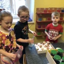 VELIKONOČNÍ TVOŘENÍ VE ŠKOLCE