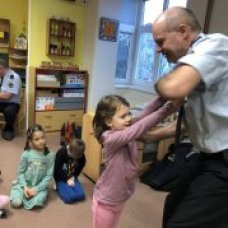 BESEDA S MĚSTSKOU POLICIÍ