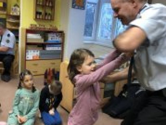 BESEDA S MĚSTSKOU POLICIÍ