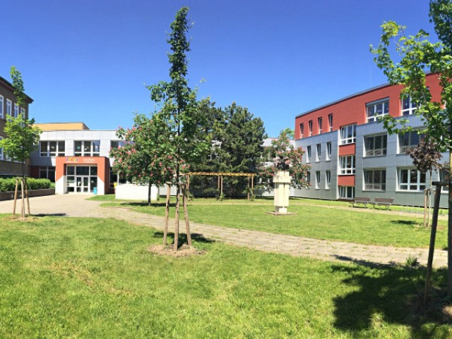 NÁVŠTĚVA V ZÁKLADNÍ ŠKOLE